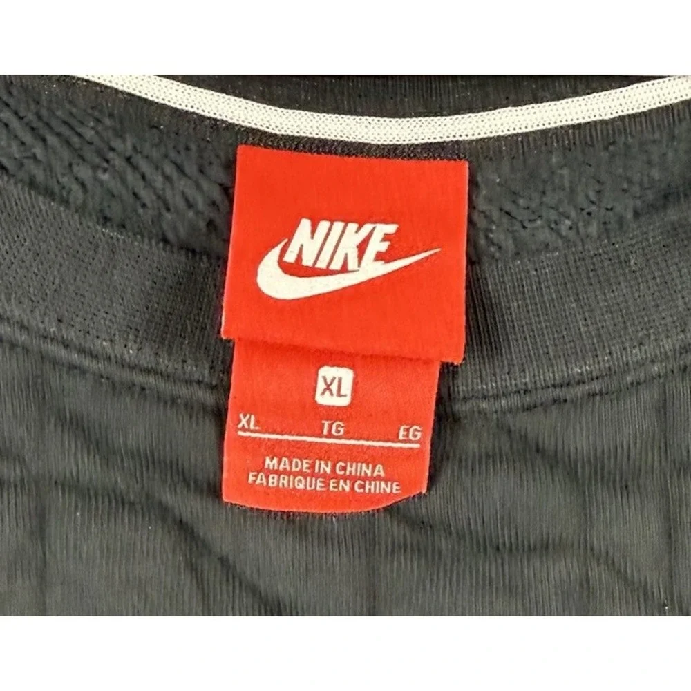 Nike Sportswear Fleece Quilted Sweatshirt Girls Size XL Black Pockets AQ6367-621